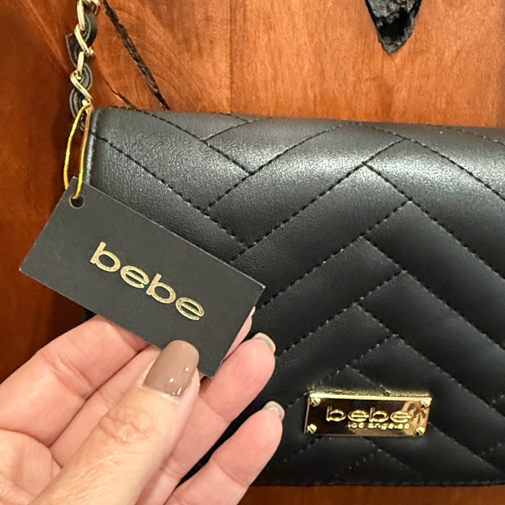 Black Quilted Crossbody Bag - Picture 5 of 11